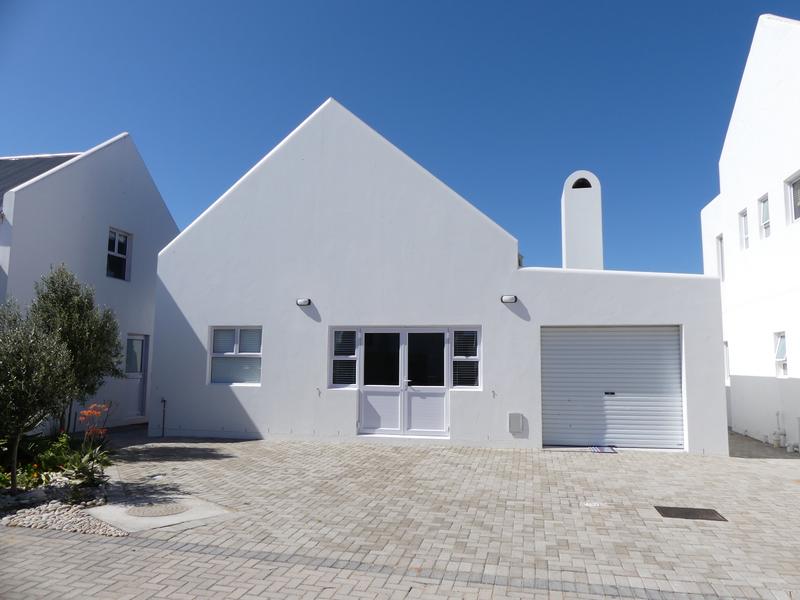 To Let 2 Bedroom Property for Rent in Lampiesbaai Western Cape